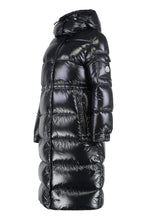 Load image into Gallery viewer, Long puffer jacket Cavettaz with hood
