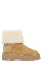 Load image into Gallery viewer, Aurea ankle boots in suede leather and shearling
