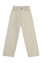 Load image into Gallery viewer, Wide-leg jeans
