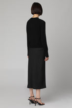 Load image into Gallery viewer, Wool cardigan
