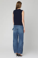 Load image into Gallery viewer, Wool vest
