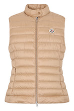 Load image into Gallery viewer, Padded jacket with zip
