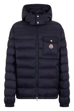 Load image into Gallery viewer, Verith jacket with hood
