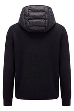 Load image into Gallery viewer, Padded jacket with hood
