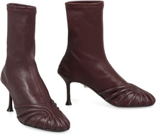Load image into Gallery viewer, Iman boots in leather
