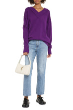 Load image into Gallery viewer, Legenda oversize virgin wool-cashmere blend sweater
