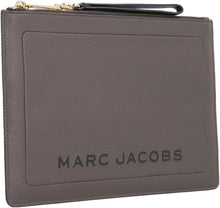 Load image into Gallery viewer, The Box leather clutch
