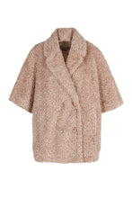 Load image into Gallery viewer, Faux fur coat
