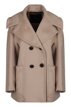Load image into Gallery viewer, Double-breasted coat in cashmere
