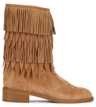 Load image into Gallery viewer, Fringed boots
