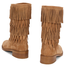 Load image into Gallery viewer, Fringed boots
