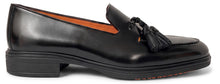 Load image into Gallery viewer, Easy loafers in leather with inserts
