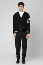 Load image into Gallery viewer, Virgin wool cardigan
