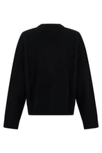 Load image into Gallery viewer, Cardigan with distinctive embroidery
