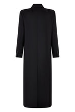 Load image into Gallery viewer, Double-breasted coat in virgin wool
