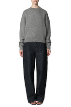 Load image into Gallery viewer, High-rise straight leg jeans
