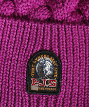 Load image into Gallery viewer, Knitted beanie with pom-pom
