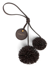 Load image into Gallery viewer, Charm with Pom Pom in leather

