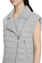 Load image into Gallery viewer, Full zip field vest
