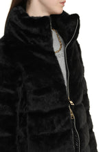 Load image into Gallery viewer, Faux fur jacket
