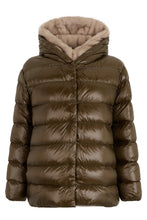 Load image into Gallery viewer, Padded jacket with hood with synthetic fur
