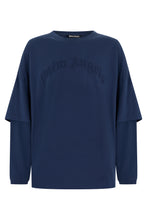 Load image into Gallery viewer, Long sleeve t-shirt with embroidered logo

