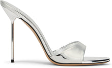 Load image into Gallery viewer, Mules Lidia in Patent Leather
