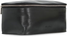 Load image into Gallery viewer, Beauty case in leather
