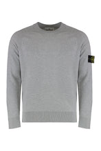 Load image into Gallery viewer, Round neck sweater in wool

