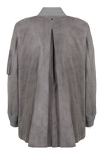 Load image into Gallery viewer, Suede jacket
