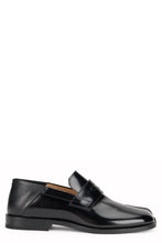 Load image into Gallery viewer, Tabi moccasins
