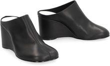 Load image into Gallery viewer, Leather mules
