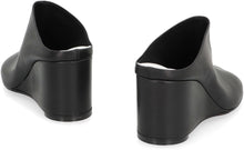 Load image into Gallery viewer, Leather mules
