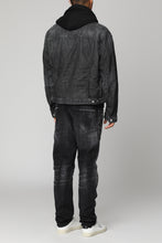 Load image into Gallery viewer, Boxy Jean bleach wash denim jacket
