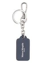 Load image into Gallery viewer, Four stitches Leather keyring
