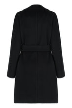 Load image into Gallery viewer, Robe coat in beaver wool
