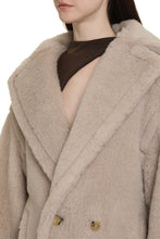 Load image into Gallery viewer, Tedgirl vegan fur coat
