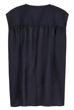 Load image into Gallery viewer, Linen blouse
