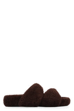 Load image into Gallery viewer, Shearling slides
