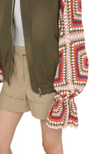Load image into Gallery viewer, Zippered cotton jacket
