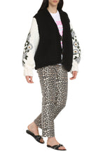 Load image into Gallery viewer, Cable knit cardigan
