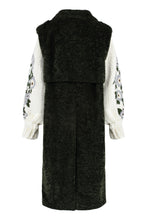 Load image into Gallery viewer, Faux fur coat
