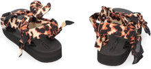 Load image into Gallery viewer, Trekky Choux sandals
