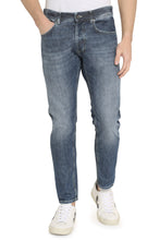 Load image into Gallery viewer, Dian carrot-fit jeans

