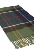 Load image into Gallery viewer, Checked scarf with fringes
