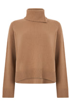 Load image into Gallery viewer, Pullover with high collar
