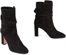 Load image into Gallery viewer, Very Bow Tie suede ankle boots

