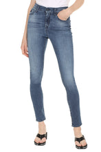 Load image into Gallery viewer, 5-pocket jeans
