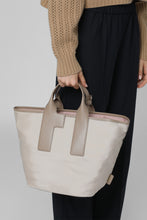 Load image into Gallery viewer, Furla Piuma L Tote
