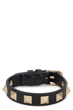 Load image into Gallery viewer, Rockstud bracelet in suede leather
